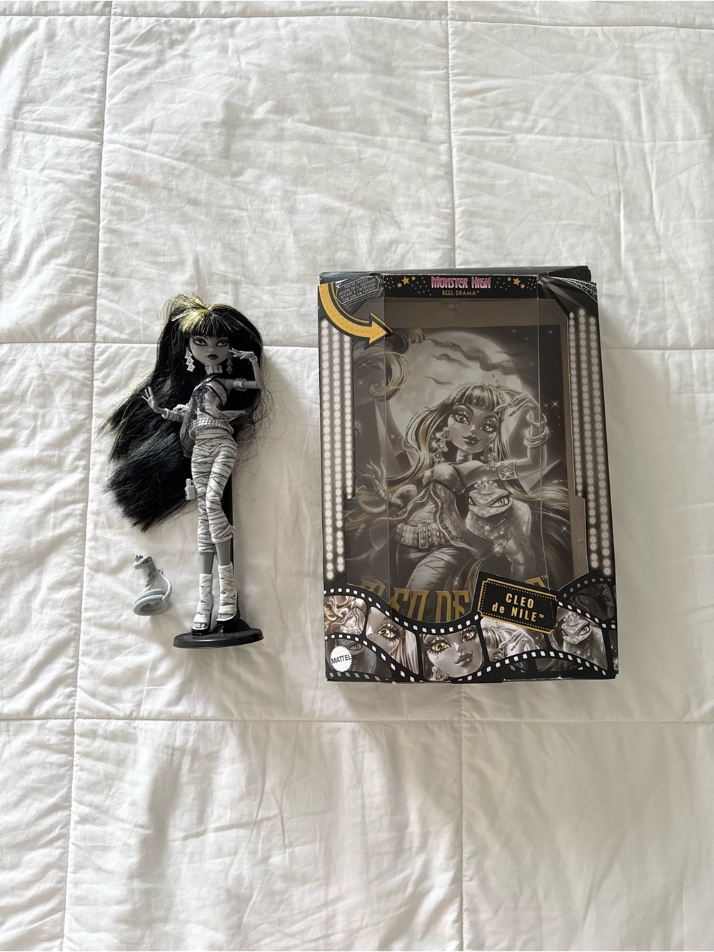 Monster high Cleo reel drama doll (fully complete)